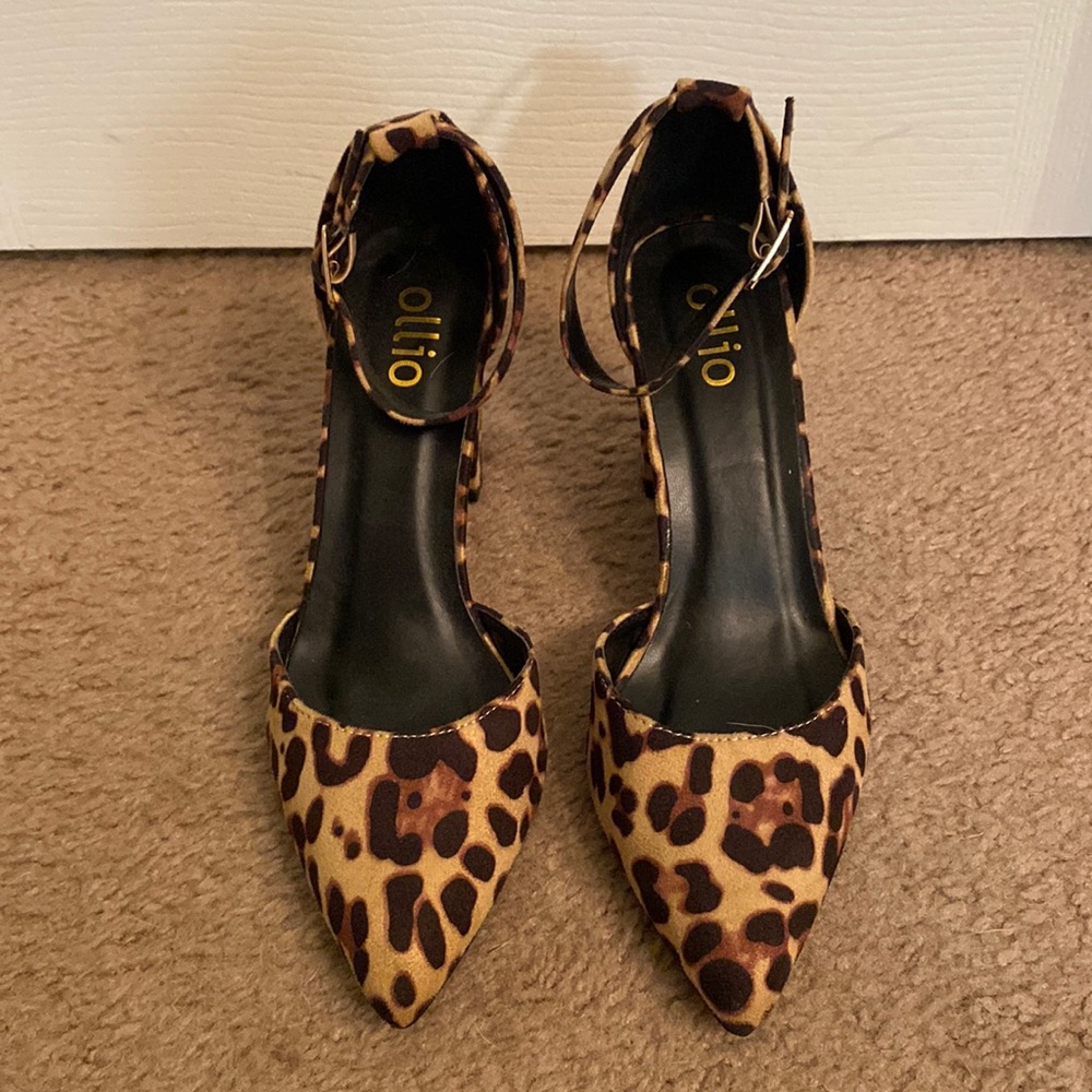 Leopard print pointed heels - 7